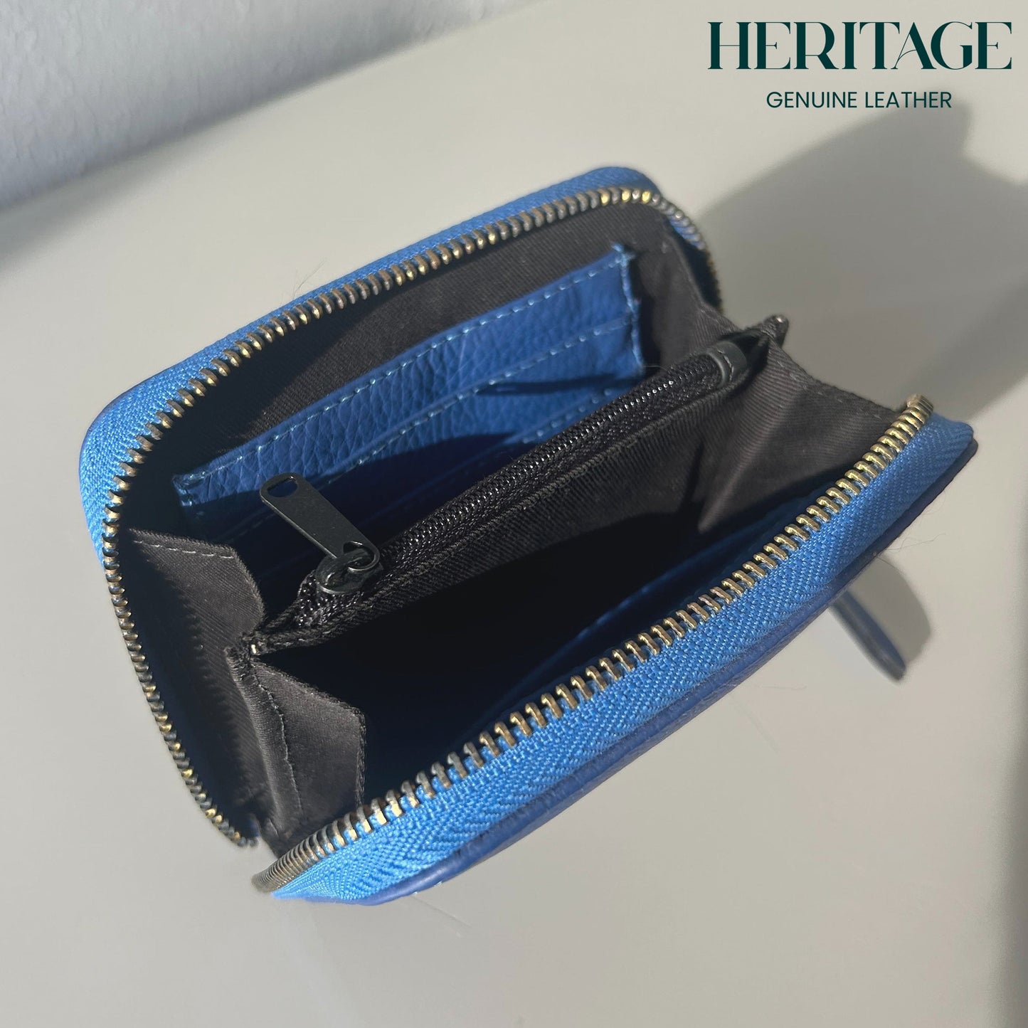 Billetera Pequeña con Cierre en Cuero Granulado Royal Blue Heritage