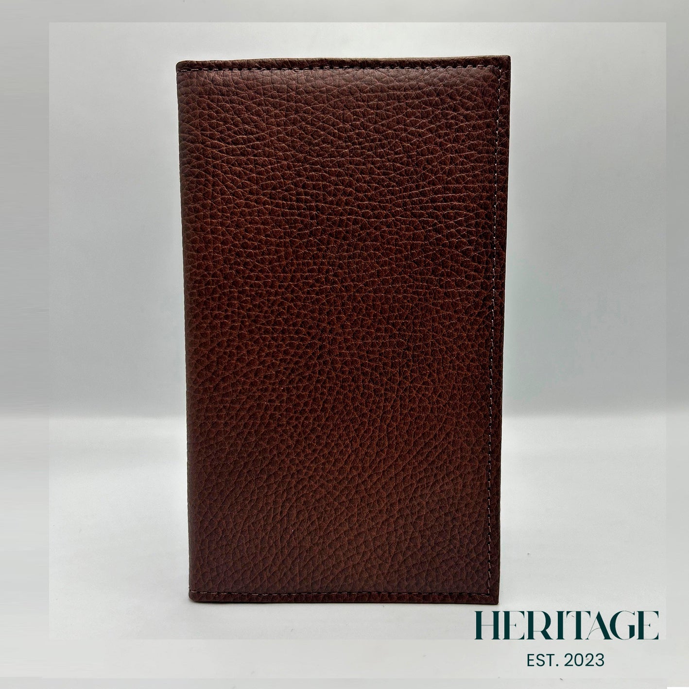 Chequera Paris Cuero Granulado Café Heritage