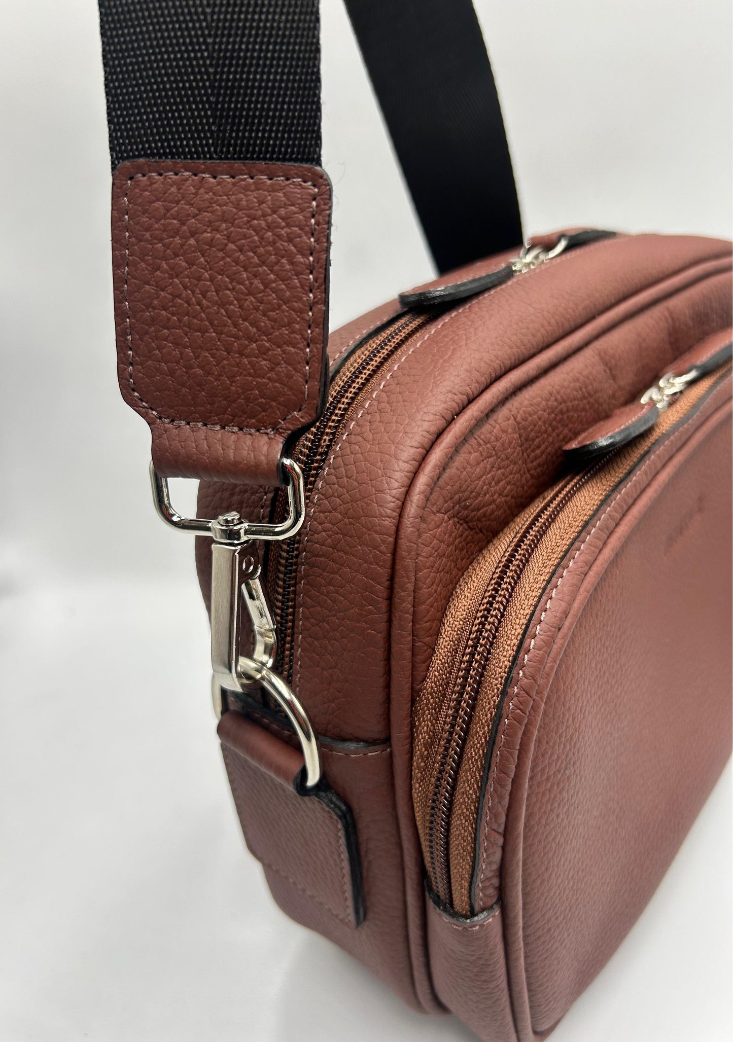 Bolso Bandolera Grant Cuero Granulado Bourbon Heritage