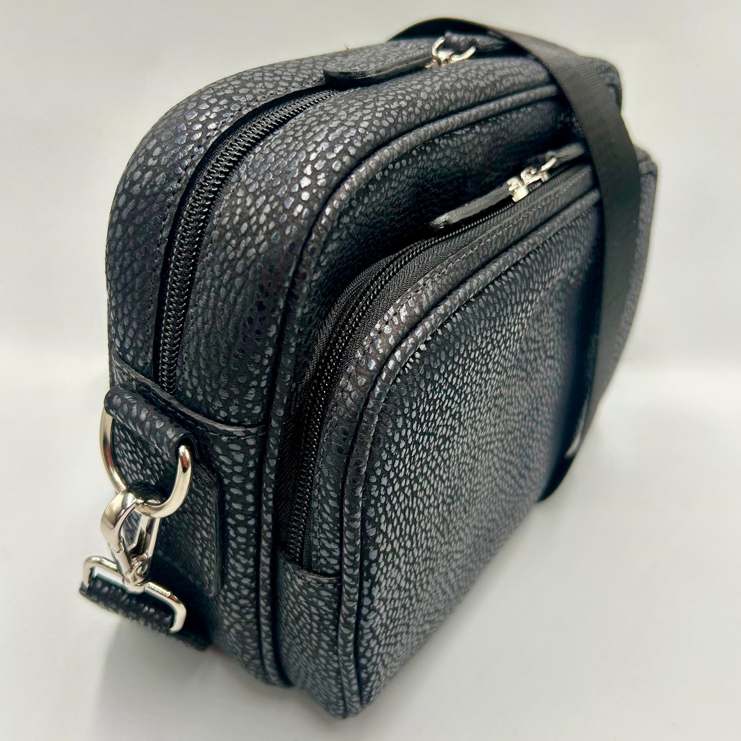 Bolso Bandolera Grant Cuero Nubuck Cristal Negro Heritage