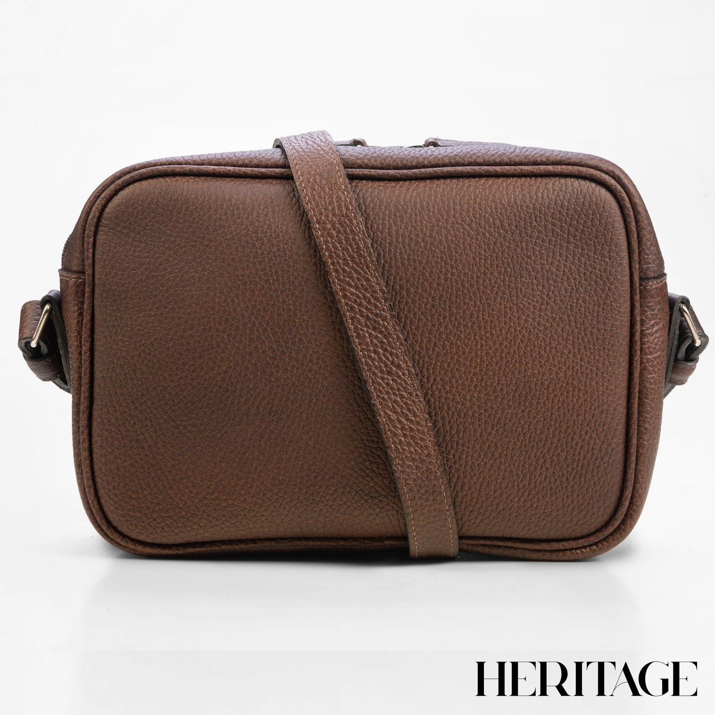 Camera Bag Monaco Mediana en Cuero Granulado Cafe Heritage