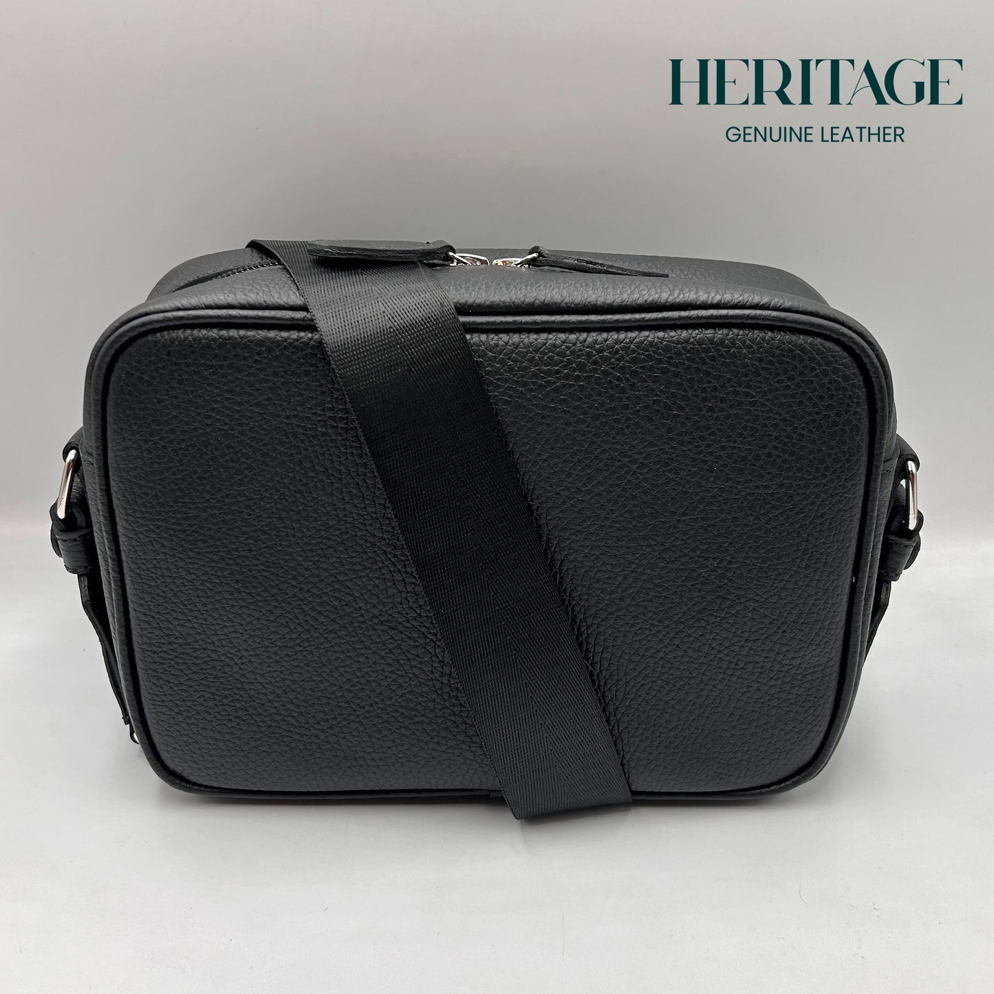 Camera Bag Monaco Mediana con Cinta en Cuero Granulado Negro Heritage