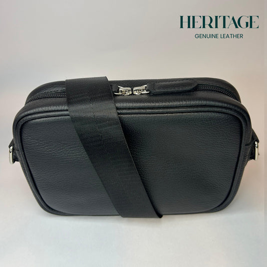 Camera Bag con Cinta en Cuero Granulado Negro Heritage