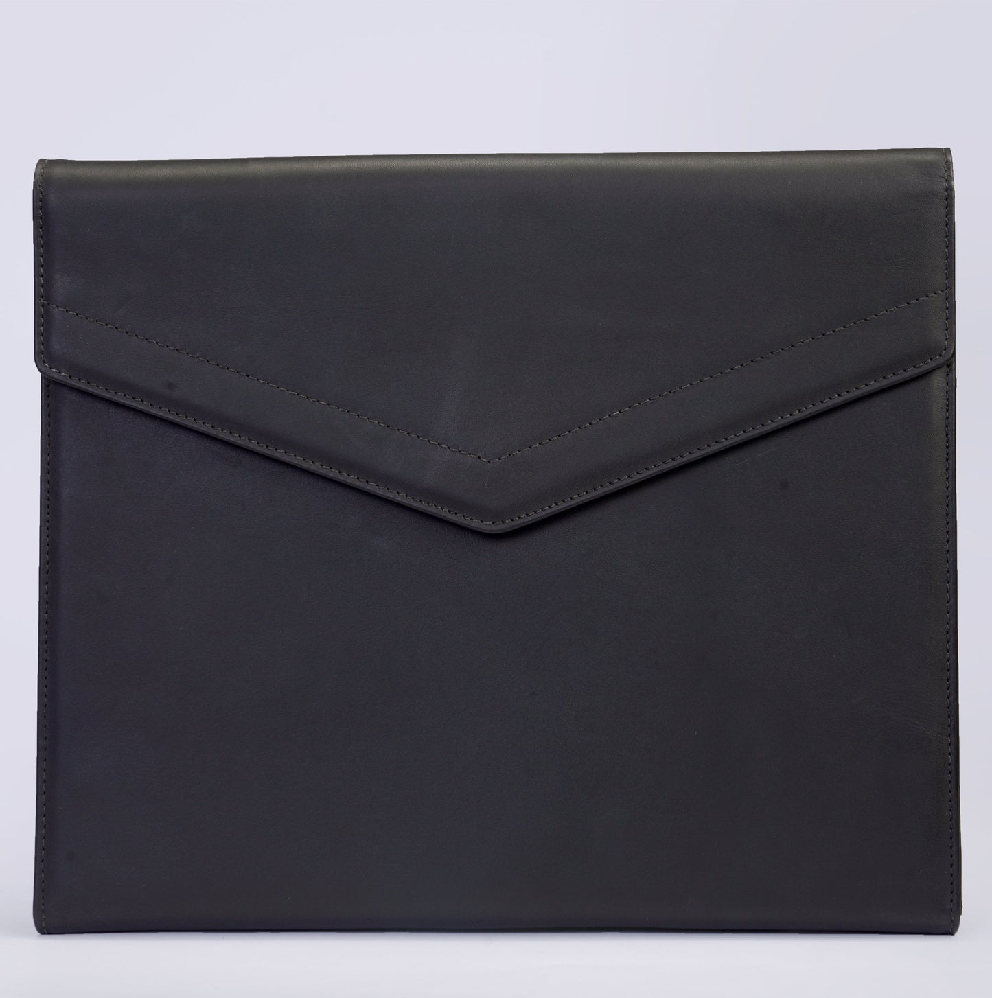 Carpeta de Escritura Tamaño Carta en Cuero Liso Negro