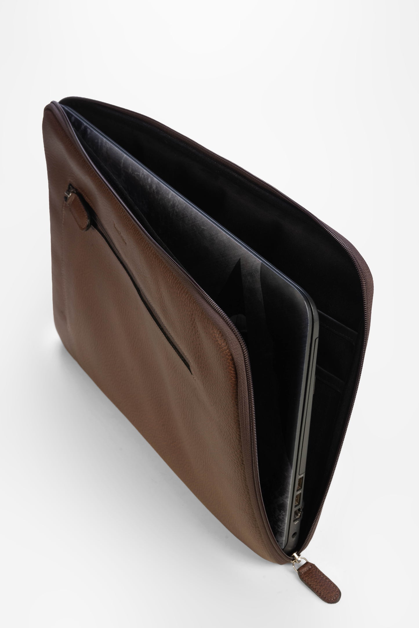 Funda para Laptop en Cuero Granulado Café Heritage