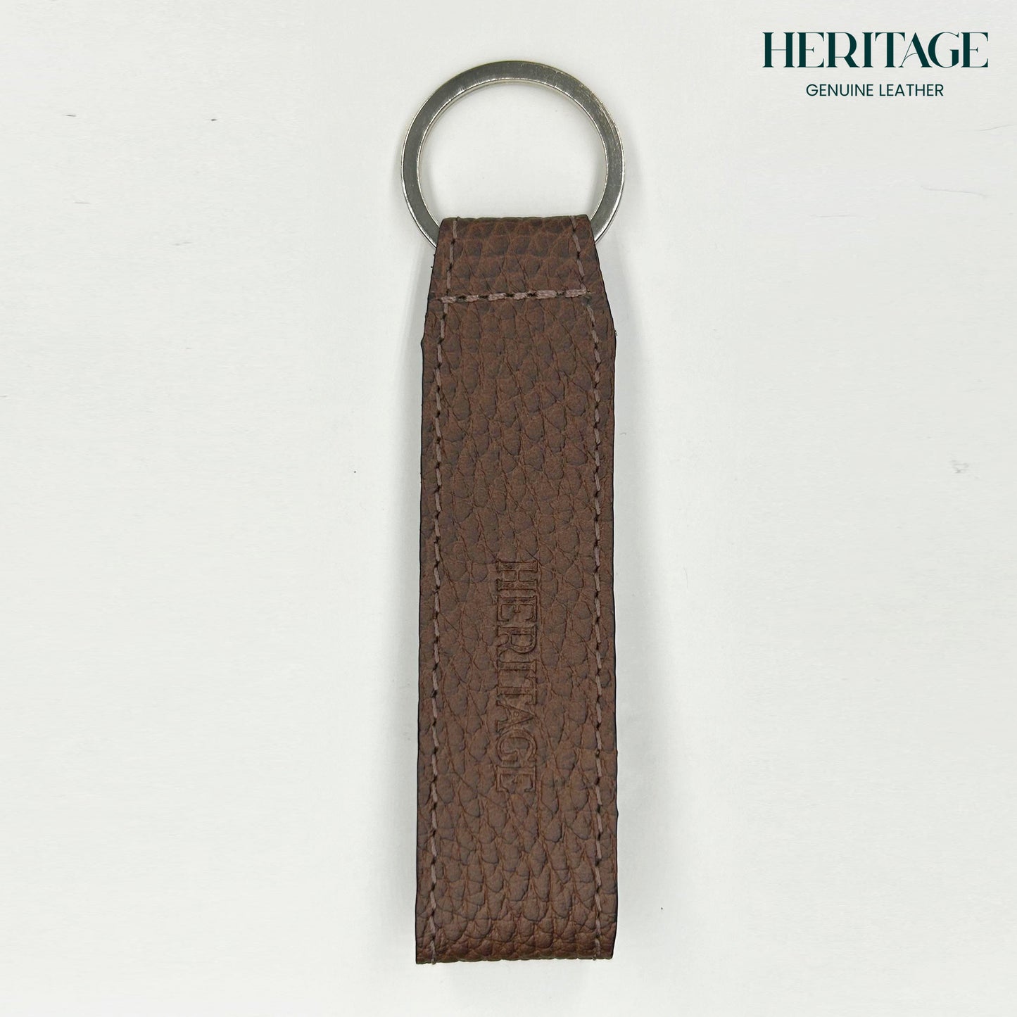 Llavero con Correa en Cuero Granulado Café Heritage