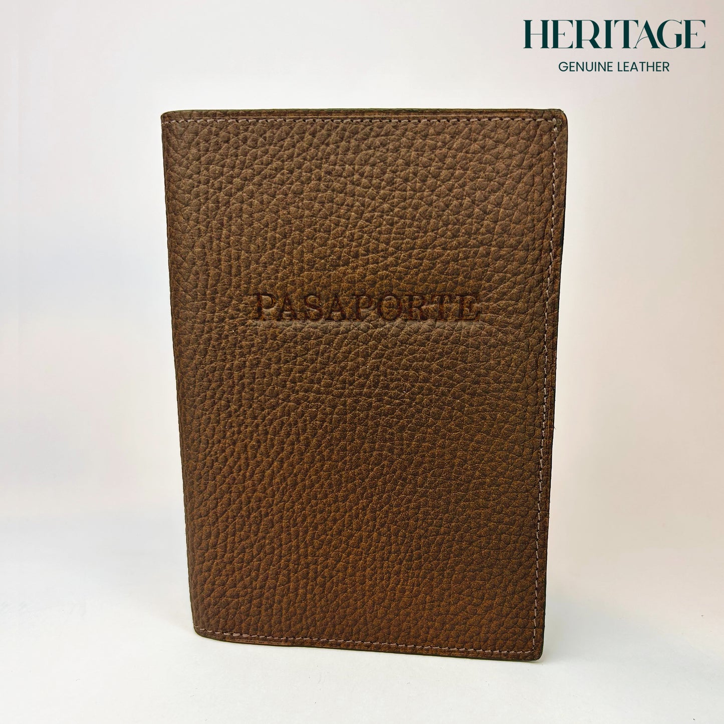 Funda para Pasaporte en Cuero Granulado Café Heritage